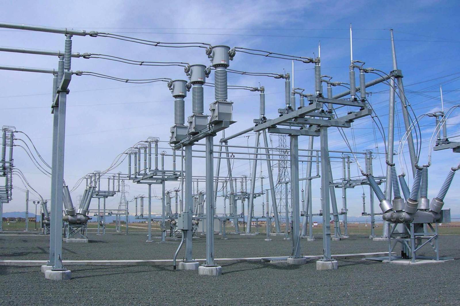 国网新疆电力公司：跟踪天气变化趋势 保障电力可靠供应